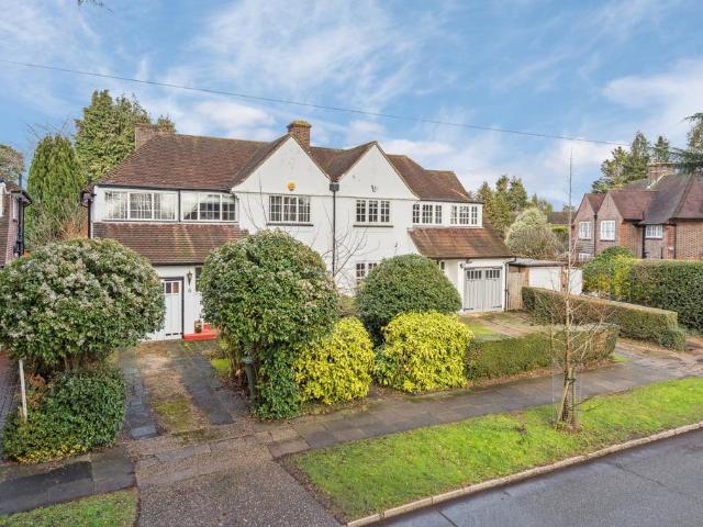 4 bedroom semi detached house for sale