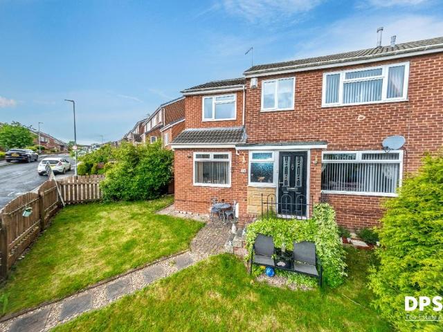 4 bedroom semi detached house for sale