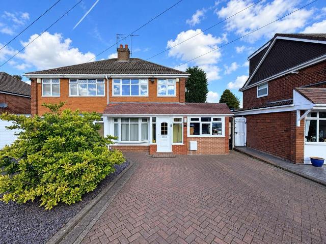 4 bedroom semi detached house for sale