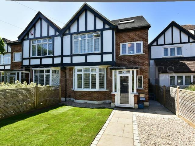 4 bedroom semi detached house for sale