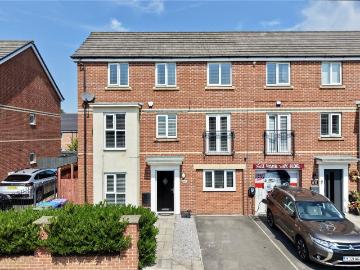4 bedroom semi detached house for sale