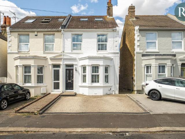 4 bedroom semi detached house for sale