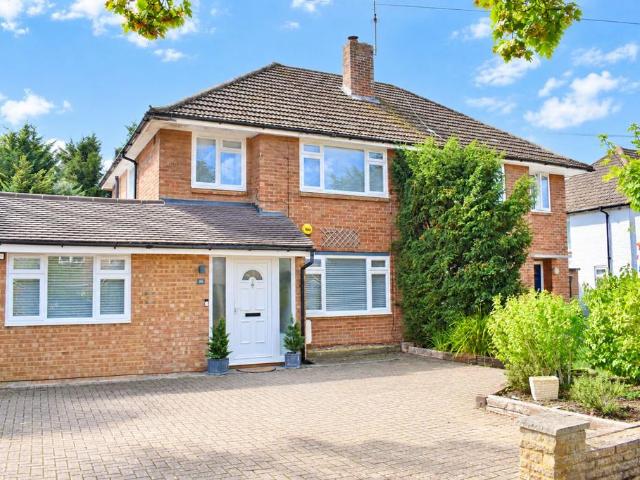 4 bedroom semi detached house for sale