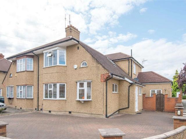 4 bedroom semi detached house for sale