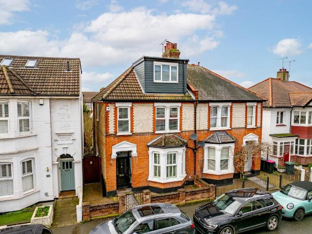 4 bedroom semi detached house for sale