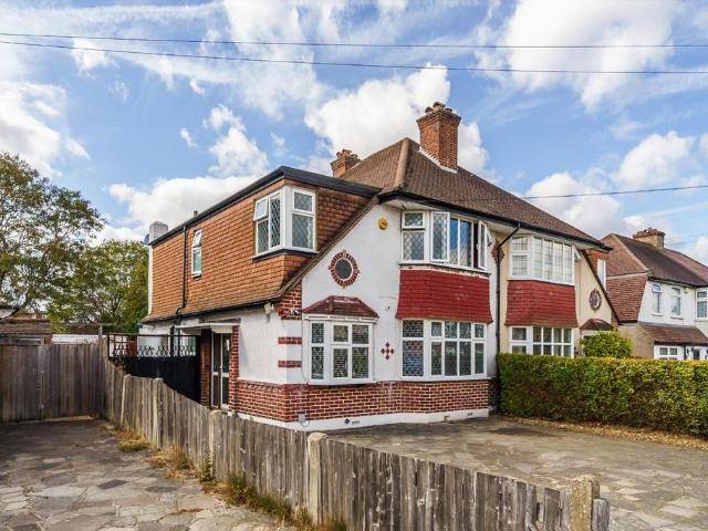 4 bedroom semi detached house for sale