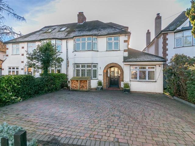 4 bedroom semi detached house for sale