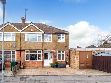 4 bedroom semi detached house for sale