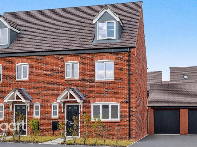 4 bedroom semi detached house for sale