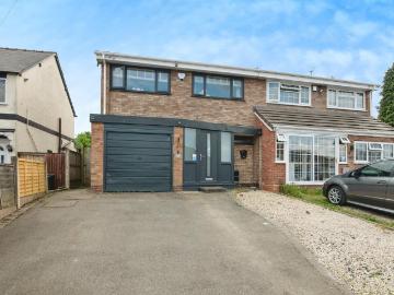4 bedroom semi detached house for sale