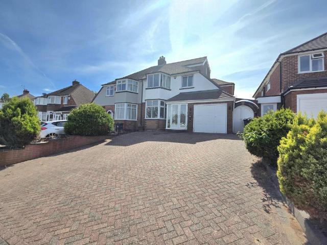 4 bedroom semi detached house for sale