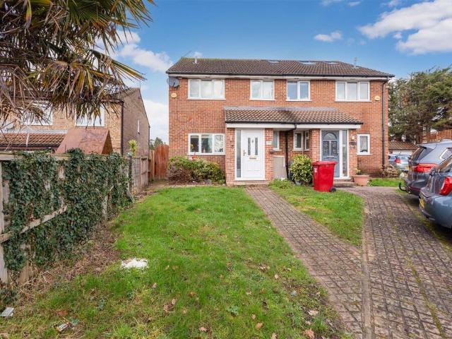 4 bedroom semi detached house for sale