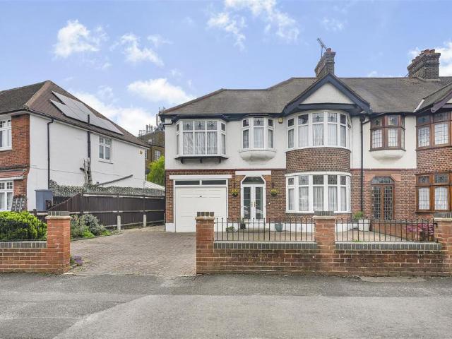 4 bedroom semi detached house for sale