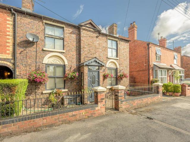 4 bedroom semi detached house for sale