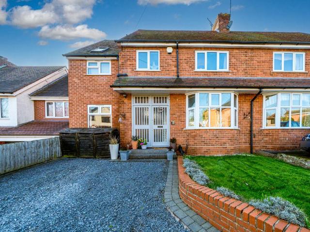 4 bedroom semi detached house for sale