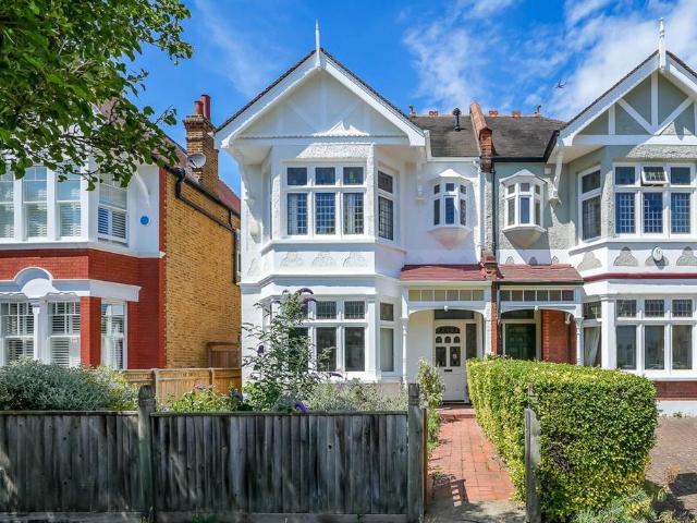 4 bedroom semi detached house for sale