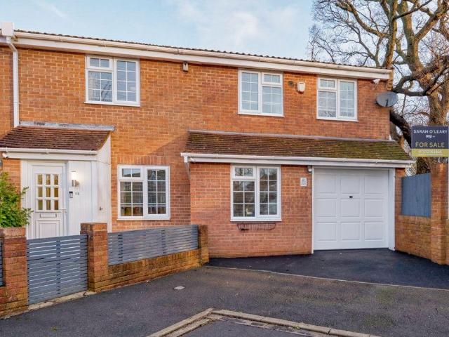4 bedroom semi detached house for sale