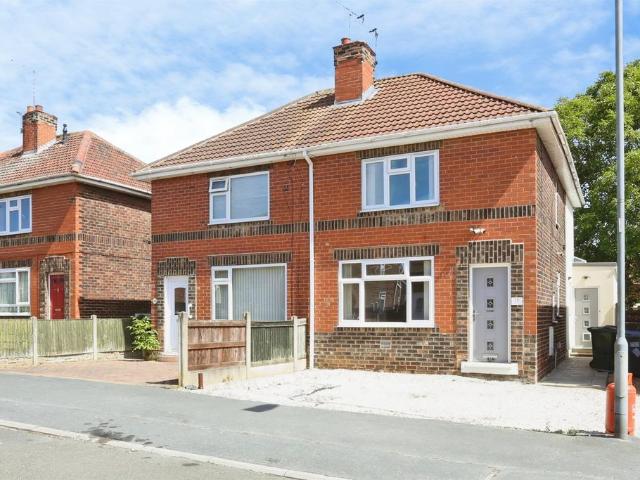 4 bedroom semi detached house for sale