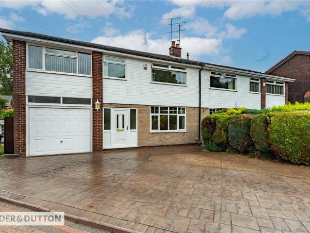 4 bedroom semi detached house for sale