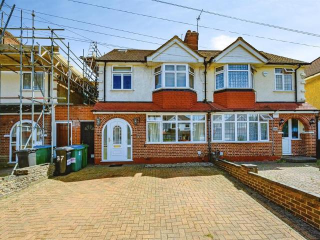 4 bedroom semi detached house for sale