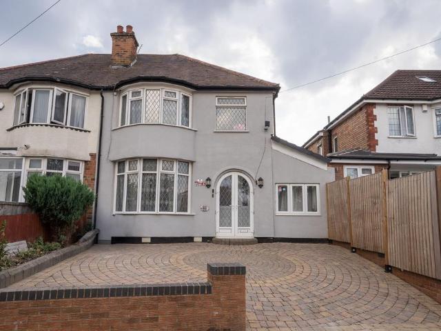 4 bedroom semi detached house for sale