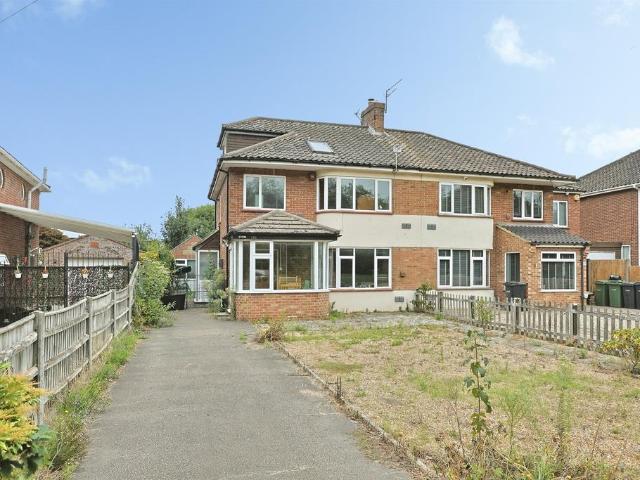 4 bedroom semi detached house for sale