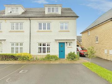4 bedroom semi detached house for sale