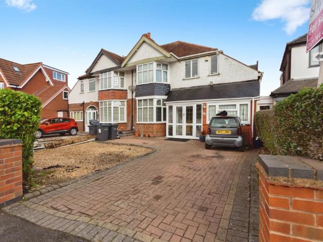 4 bedroom semi detached house for sale