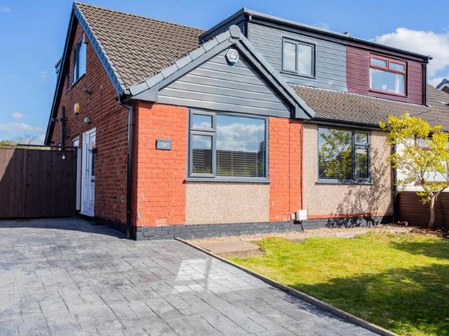 4 bedroom semi detached house for sale