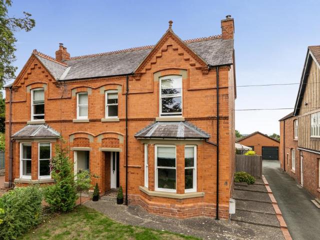 4 bedroom semi detached house for sale
