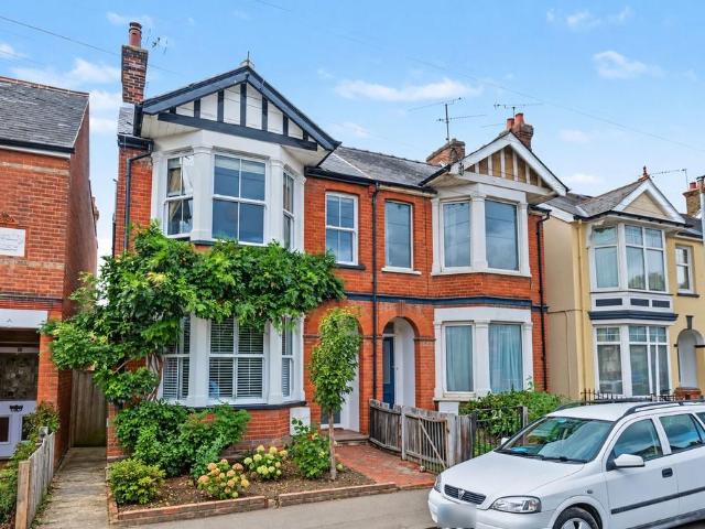 4 bedroom semi detached house for sale