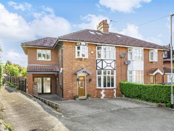 4 bedroom semi detached house for sale