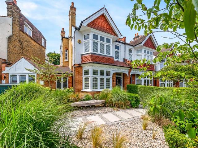 4 bedroom semi detached house for sale