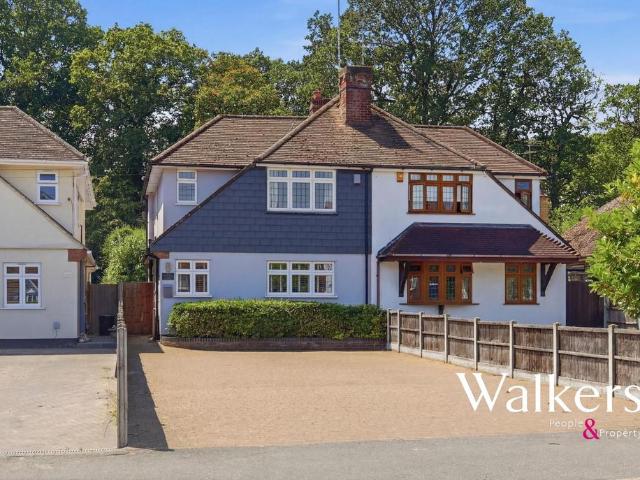4 bedroom semi detached house for sale