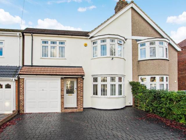 4 bedroom semi detached house for sale