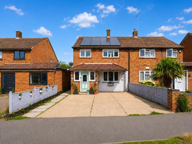 4 bedroom semi detached house for sale