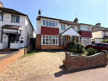 4 bedroom semi detached house for sale