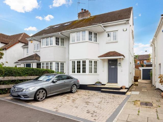 4 bedroom semi detached house for sale