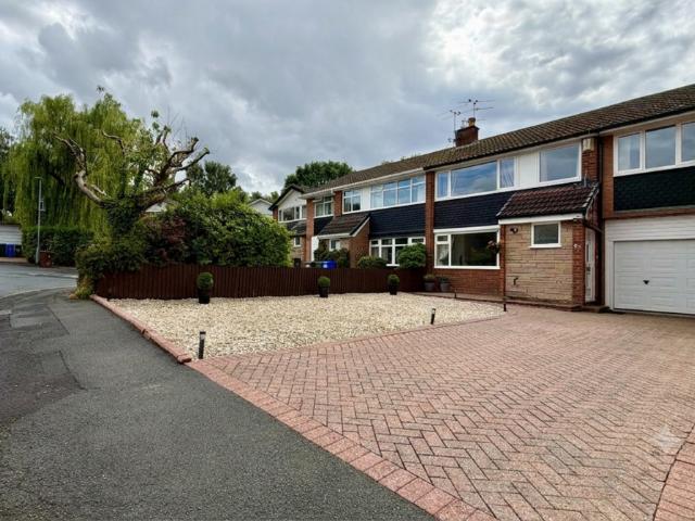 4 bedroom semi detached house for sale
