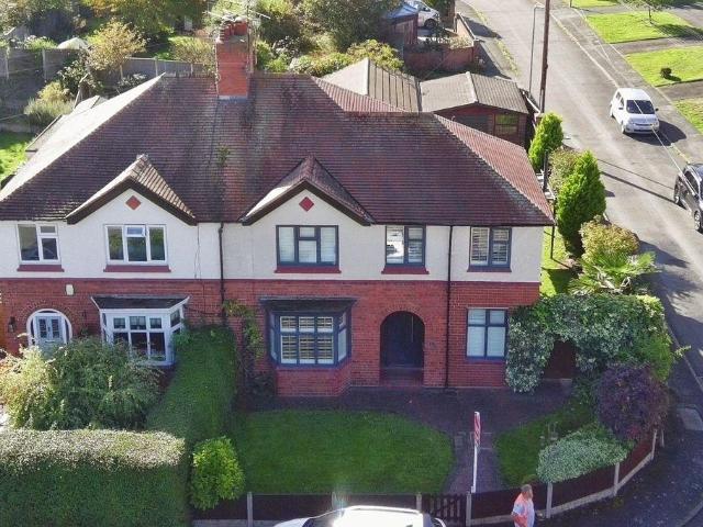4 bedroom semi detached house for sale
