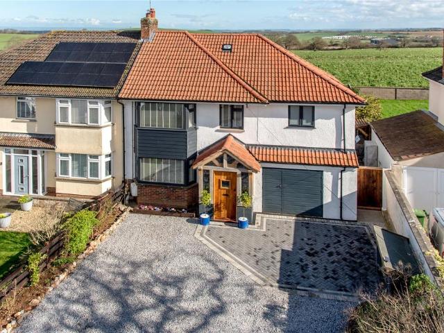4 bedroom semi detached house for sale