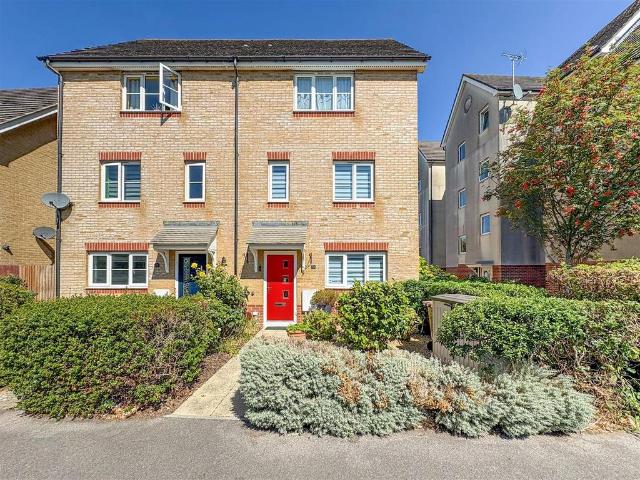 4 bedroom semi detached house for sale