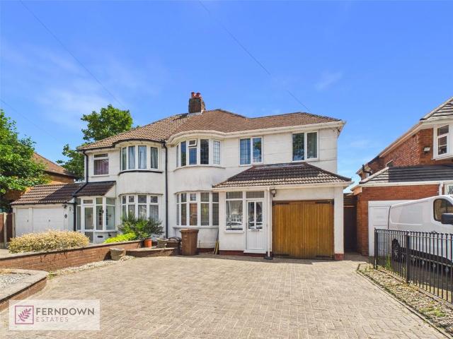 4 bedroom semi detached house for sale