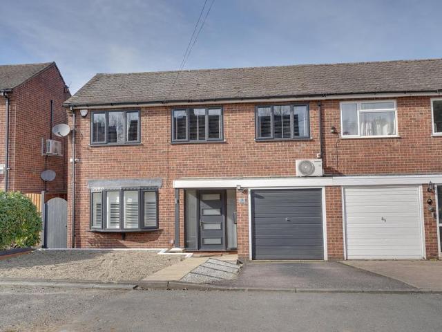 4 bedroom semi detached house for sale