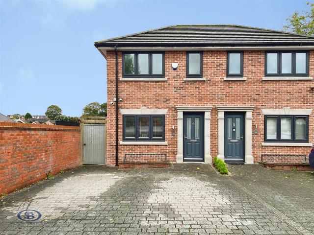 4 bedroom semi detached house for sale