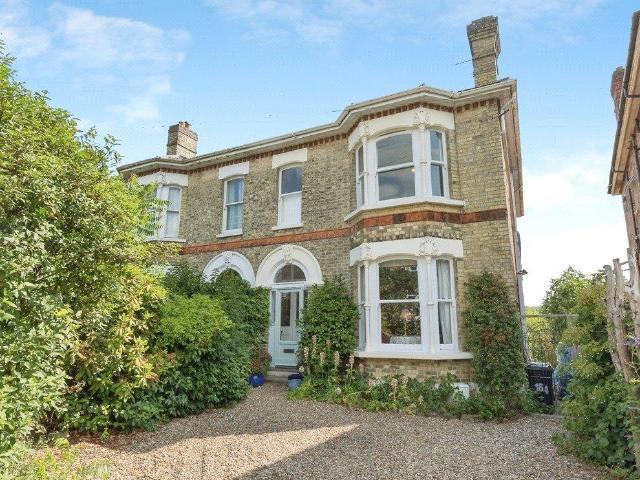 4 bedroom semi detached house for sale