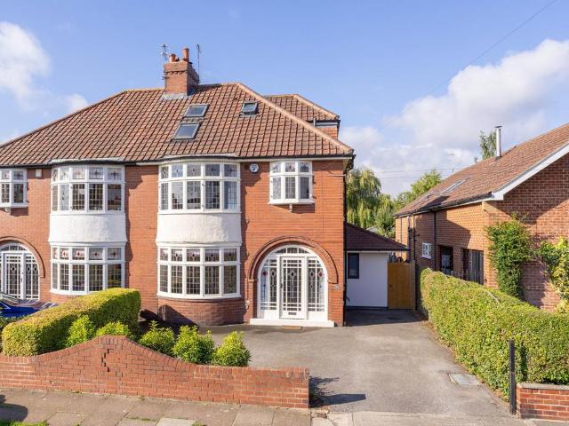 4 bedroom semi detached house for sale