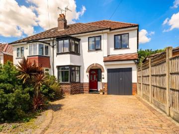 4 bedroom semi detached house for sale