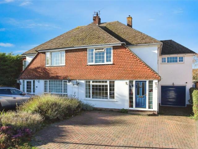 4 bedroom semi detached house for sale