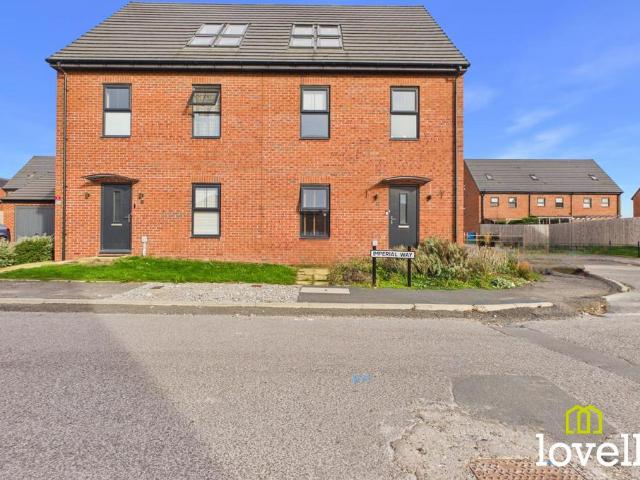 4 bedroom semi detached house for sale